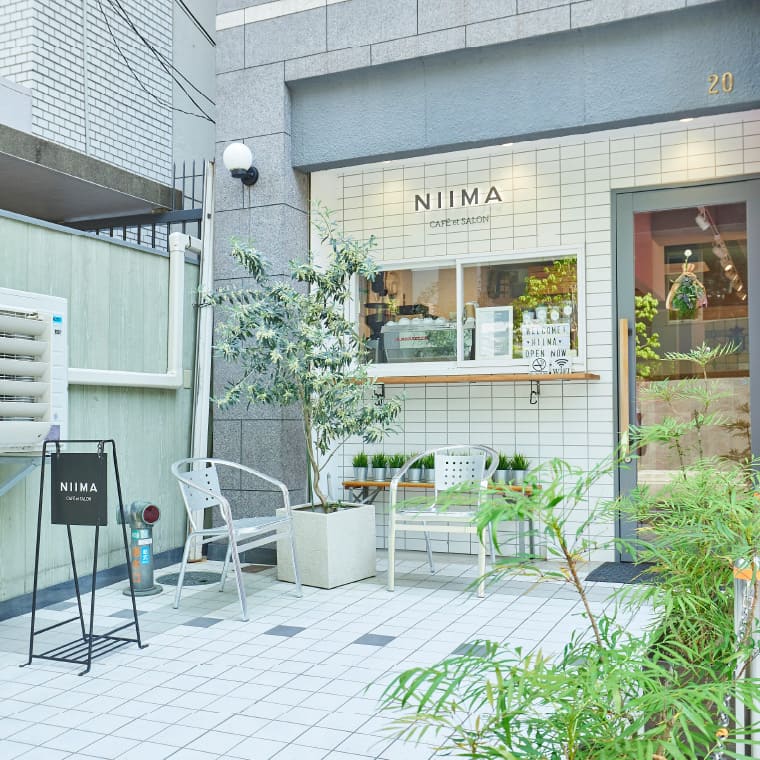 NIIMA CAFE et SALON