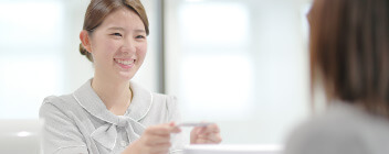 病院受付